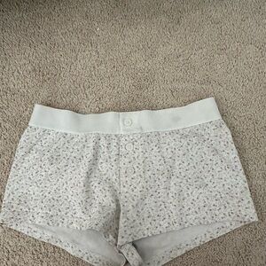 Brandy Melville Cream Floral Print Sleep Shorts